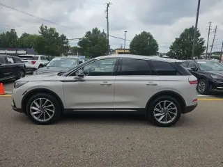 Lincoln Corsair 2024 AWD Premiere 4p SUV