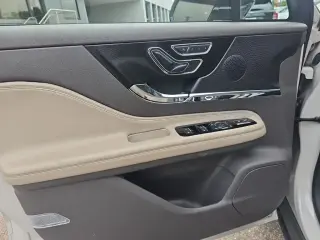 Lincoln Corsair 2024 AWD Premiere 4p SUV