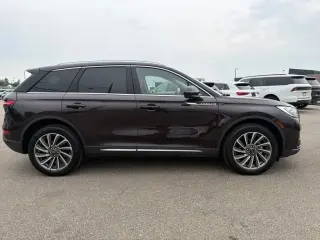 Lincoln Corsair 2023 AWD Reserve 4dr SUV