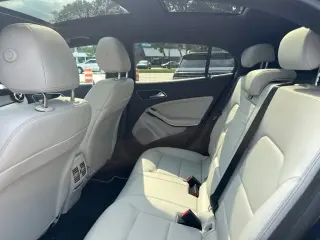 Mercedes-Benz GLA 2019 AWD GLA 250 4MATIC SUV de 4 puertas