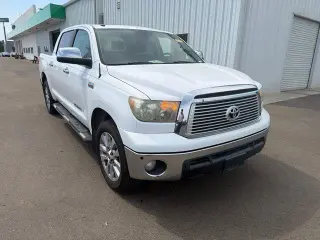 Toyota Tundra 2013 4x2 Platinum 4dr Cabina CrewMax Pickup SB (5.7L V8)