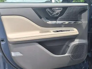 Lincoln Corsair 2022 tracción total estándar 4 puertas SUV