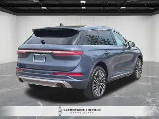Lincoln Corsair 2022 tracción total estándar 4 puertas SUV