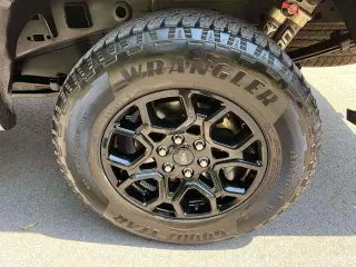 Ford F-150 2018 4x4 XLT 4p SuperCrew 5.5 ft. SB