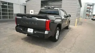 Toyota Tundra 2026 4x4 SR5 4 puertas Cabina CrewMax Pickup SB