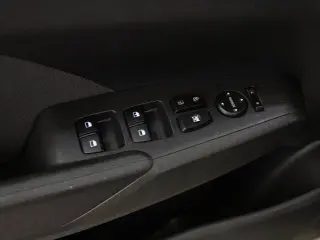 Hyundai ACCENT 2018 SE 4p Sedán 6A