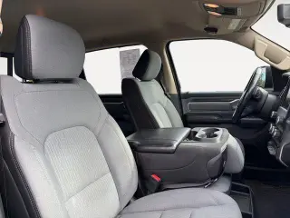 Ram 1500 2019 4x4 Big Horn 4p. Cabina de Tripulante 6.4 pies STV