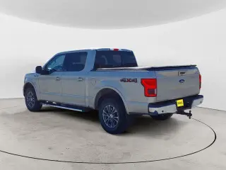 Ford F-150 2018 4x4 Lariat 4 puertas SuperCrew 5.5 pies. SB