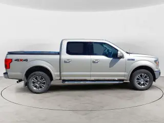Ford F-150 2018 4x4 Lariat 4 puertas SuperCrew 5.5 pies. SB