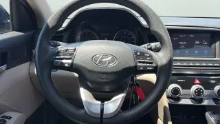 Hyundai ELANTRA 2019 SE 4p Sedan 6M