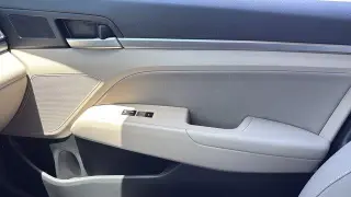 Hyundai ELANTRA 2019 SE 4p Sedan 6M