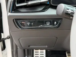 Kia Niro 2023 EX Touring 4 puertas Crossover