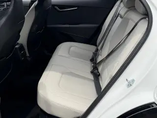 Kia Niro 2023 EX Touring 4 puertas Crossover