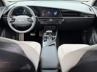 Kia Niro 2023 EX Touring 4 puertas Crossover