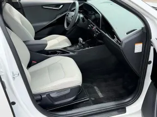 Kia Niro 2023 EX Touring 4 puertas Crossover