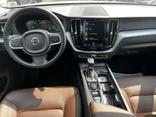 Volvo XC60 2020 AWD T5 Momentum 4p SUV