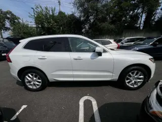 Volvo XC60 2020 AWD T5 Momentum 4p SUV