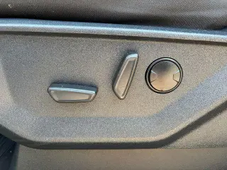 Ford F-150 2023 4x4 XLT 4 puertas SuperCrew 5.5 ft. SB