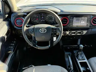 Toyota Tacoma 2020 4x4 TRD Pro 4 puertas Cabina Doble 5.0 pies Cama corta 6M