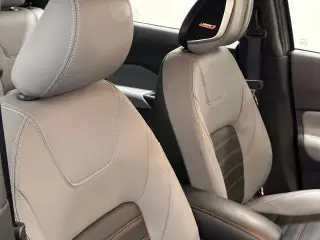 Nissan Kicks 2021 SR 4dr Crossover
