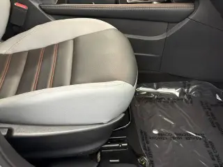 Nissan Kicks 2021 SR 4dr Crossover