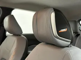 Nissan Kicks 2021 SR 4dr Crossover