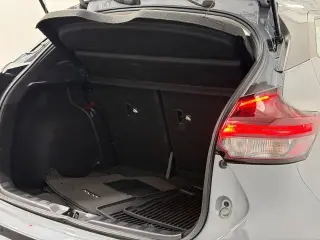 Nissan Kicks 2021 SR 4dr Crossover