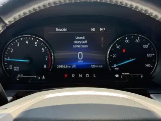 Ford Explorer 2023 XLT SUV 4 puertas