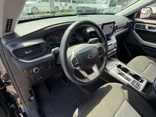 Ford Explorer 2023 XLT SUV 4 puertas