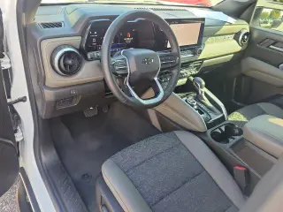 Chevrolet Colorado 2024 4x4 ZR2 4p Cabina de Tripulación 5 pies de caja larga