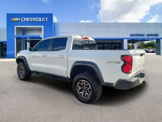 Chevrolet Colorado 2024 4x4 ZR2 4p Cabina de Tripulación 5 pies de caja larga