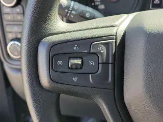 Chevrolet Silverado 1500 2025 4x4 Custom Trail Boss 4 puertas Cabina Doble 5.8 pies. SB