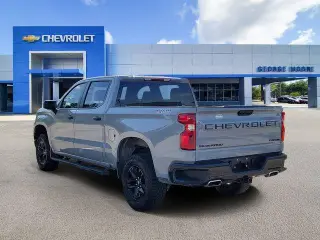 Chevrolet Silverado 1500 2025 4x4 Custom Trail Boss 4 puertas Cabina Doble 5.8 pies. SB