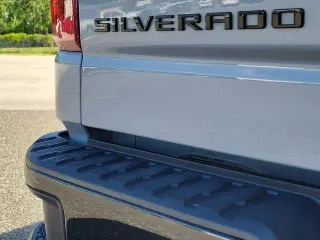 Chevrolet Silverado 1500 2025 4x4 Custom Trail Boss 4 puertas Cabina Doble 5.8 pies. SB