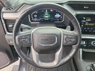 GMC Sierra 1500 2022 4x4 Denali 4p. Cabina de Tripulación 5,8 pies LB