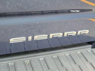 GMC Sierra 1500 2022 4x4 Denali 4p. Cabina de Tripulación 5,8 pies LB