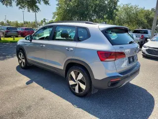 Volkswagen Taos 2024 AWD S 4Motion 4p SUV