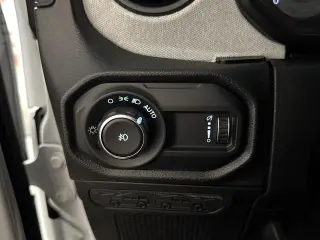 Jeep Wrangler 2024 4x4 Sport SUV de 4 puertas