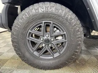 Jeep Wrangler 2024 4x4 Sport SUV de 4 puertas