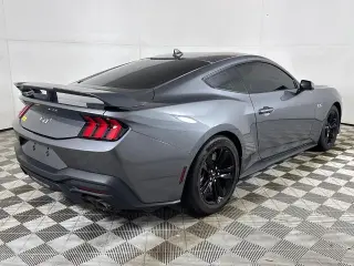 Ford Mustang 2024 GT 2 puertas Fastback