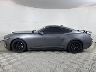Ford Mustang 2024 GT 2 puertas Fastback