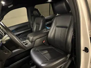 Ford Expedition MAX 2019 4x2 XLT SUV de 4 puertas