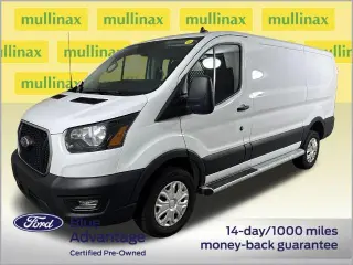 Ford Transit 2025 250 de 3 puertas, distancia entre ejes larga (LWB), techo bajo, furgoneta de carga