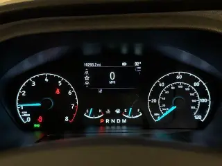 Ford Transit 2025 250 3 puertas LWB Furgón de carga de techo bajo