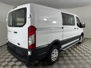 Ford Transit 2025 250 3 puertas LWB Furgón de carga de techo bajo
