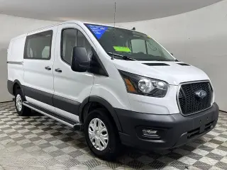 Ford Transit 2025 250 Cargo Van de 3 puertas, batalla larga y techo bajo