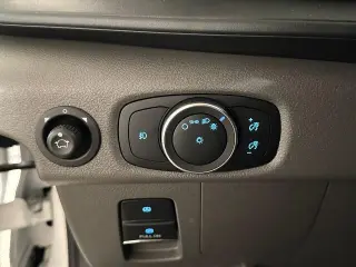 Ford Transit 2025 250 Cargo Van de 3 puertas, batalla larga y techo bajo