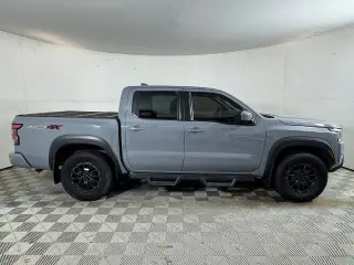 Nissan Frontier 2022 4x4 PRO-4X 4p Crew Cab 5 pies SB