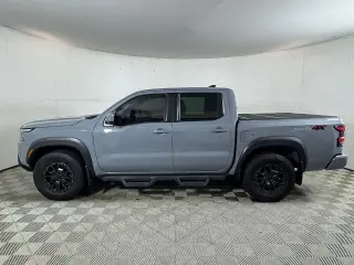 Nissan Frontier 2022 4x4 PRO-4X 4p Crew Cab 5 pies SB