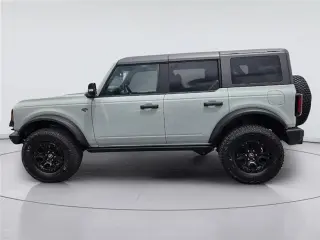 Ford Bronco 2022 4x4 Base Advanced SUV de 4 puertas
